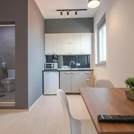 Aparthotel Oasis *